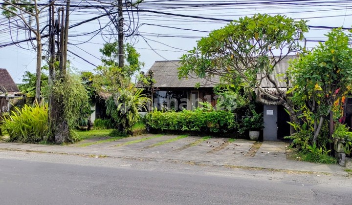 Restaurant 300 M2 Seseh Munggu