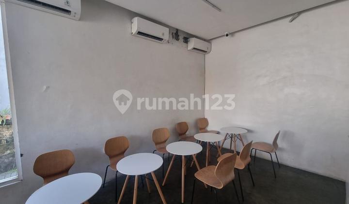 Restaurant 72M2 Brawa Canggu