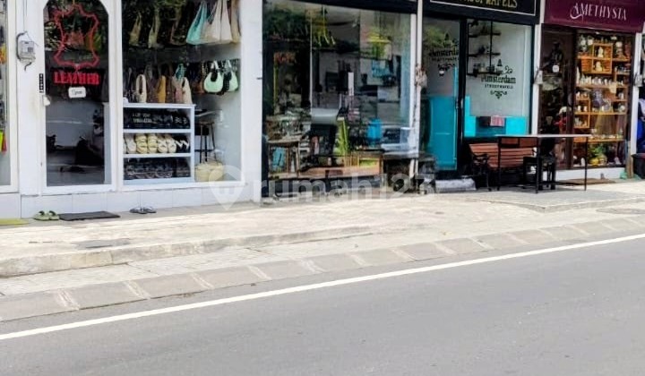 2 Unit Art Shop Canggu (2,75 X4 M)