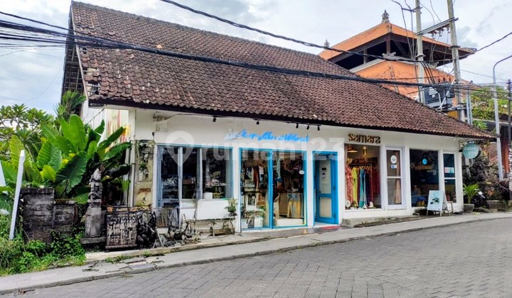 48 M2 Store Ubud