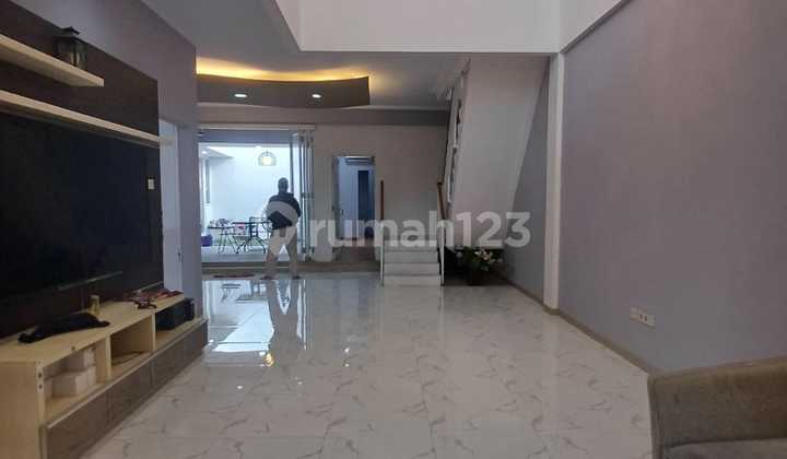 Cluster Jagakarsa.siap Huni.2.5.lantai.rouftoop.cash/kpr