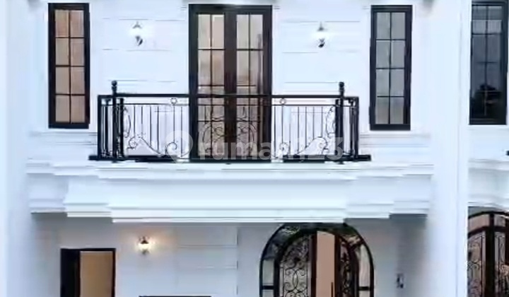 Newcluster Modern Eropa.2lt.+Rouftoop.siap Huni.cash/Kpr