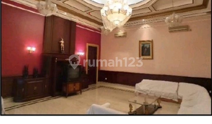 Rumah Premium Rungkut Surabaya Tanah 1410M² Siap Huni 2