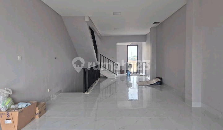 Premium 3-story Shop House, New, strategic location on Wonoayu main road, Sidoarjo