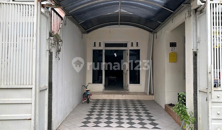 Simpang darmo permai 2