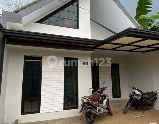 Rumah Siap Huni Legalitas SHM Akses Mobil Dekat Stasiun