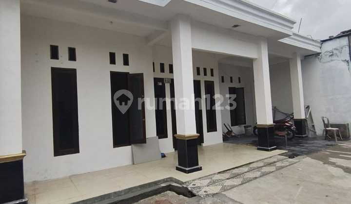 Ready-to-Live House, Land Area 100 Meters, Already 2 Floors Ready.