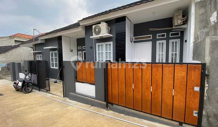 Ready-to-Occupy House with Car Access Near Station