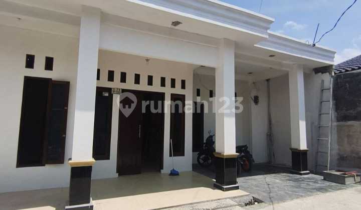 Ready-to-Occupy House, Land Area 100 Meters, Already Prepared 2 Floors