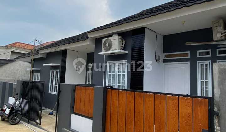 Rumah Siap Huni Akses Mobil Dekat Stasiun Rumah Siap Huni Akses Mobil Dekat Stasiun