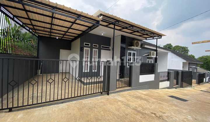 Rumah Siap Huni Akses Mobil Dekat Stasiun Rumah Siap Huni Akses Mobil Dekat Stasiun