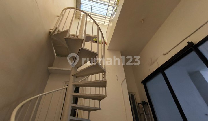 Rumah Griya Kebraon Utama Semi Furnished 2