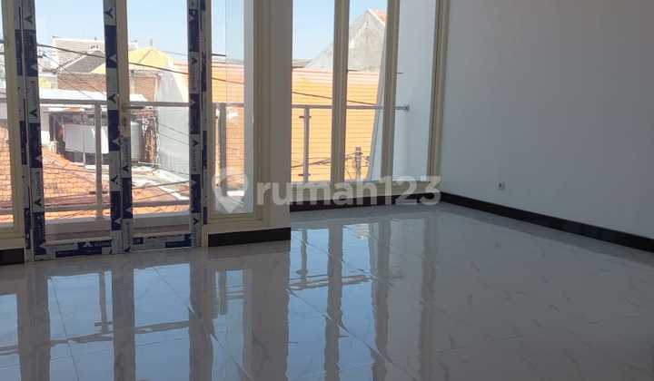 Rumah Rungkut Asri Tengah Siap Huni 2