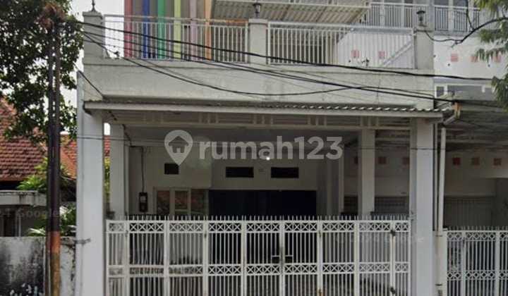 Rumah Ruko Raya Pacar Keling Semi Furnished