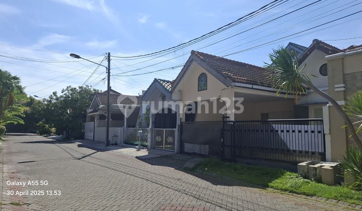 Dijual Rumah Araya 2 Hitung Tanah Murah Siap Huni