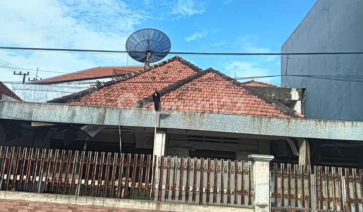Dijual Rumah Rangkah Hitung Tanah Murah!!!