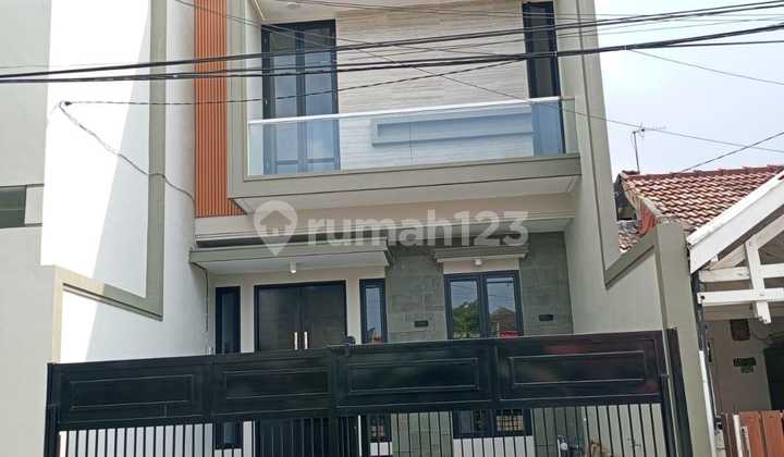 Rumah Nginden Intan Timur Mewah Siap Huni Rumah Nginden Intan Timur Mewah Siap Huni