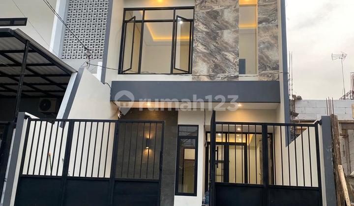 Rumah Rungkut Mapan Baru Gress Minimalis