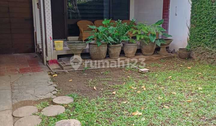 Dijual Rumah Belanda Tengah Kota Surabaya  2
