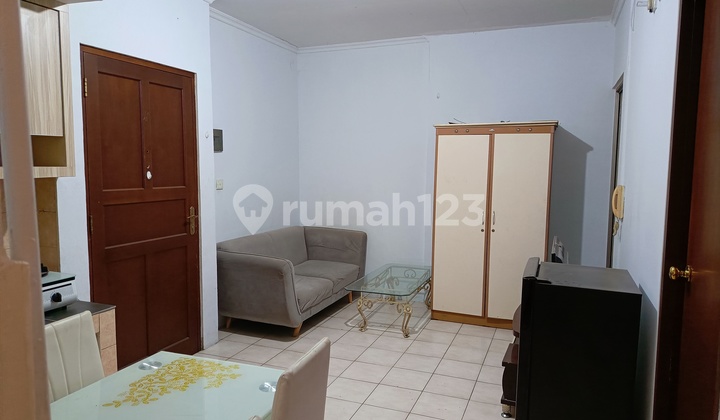 Minimum 6-Month Contract, Payable Monthly at Medit 1 Tanjung Duren Apartment