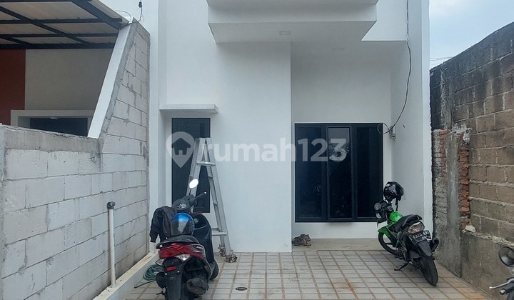 Di Jual Rumah 2 Lantai Minimalis Siap Huni Lokasi Cipayung