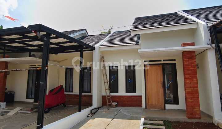 For Sale, 1-Story House Ready to Live In, Near Toll Road & LRT Access in Cimanggis 2