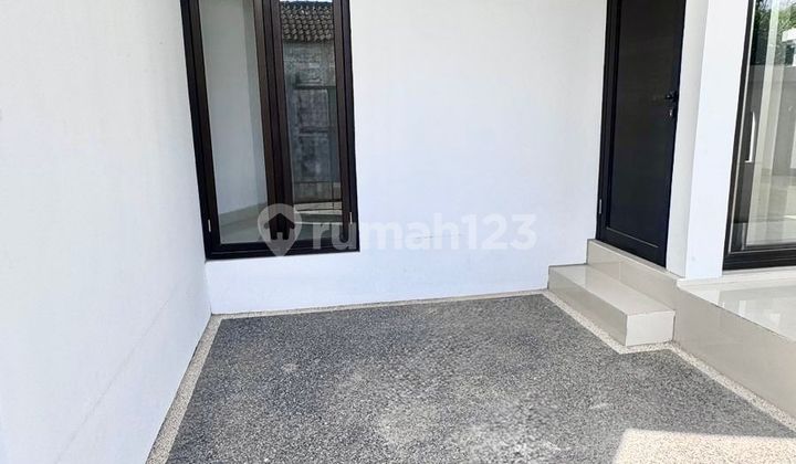 Dijual Rumah Baru Gress Lokasi Mahendradatta 2