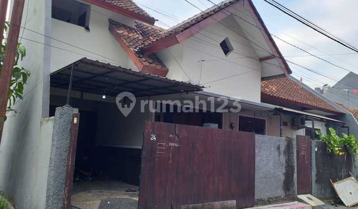 Disewakan Rumah/Kantor Lokasi di Marlboro
