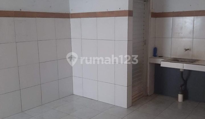 For Sale, 1st Floor Boarding House Located on Jalan Dewi Sri Batu Bulan