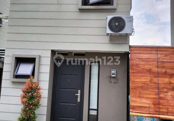 House for Rent in Kvadra Araya, Suitable for BINUS Students House for Rent in Kvadra Araya, Suitable for BINUS Students