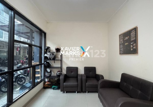 3-Storey Exclusive Furnished Boarding House on Jl. Soekarno Hatta