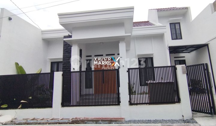 Dijual Rumah 2 Lantai Bangunan Baru Gress di Letjen S Parman