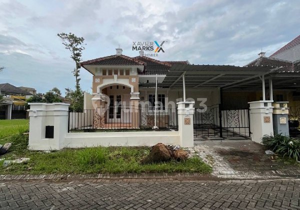 SG - Ready-to-Occupy House for Rent in Graha Golf Araya Near BINUS