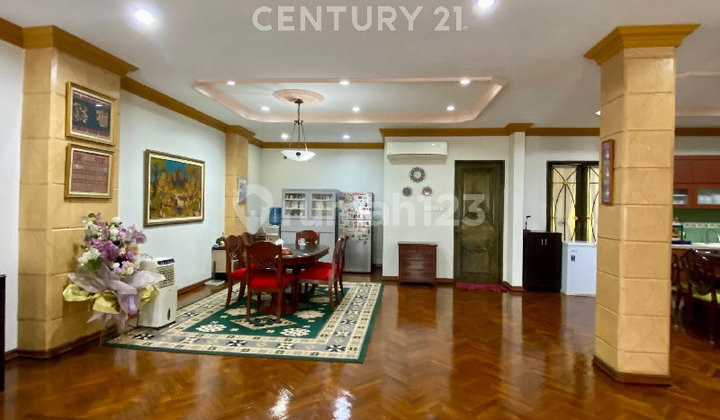 Rumah Mewah Pondok Indah 3 Lantai Siap Huni 9195hc