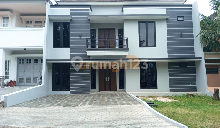 Di Jual Rumah Sudah Renovasi Siap Huni di Kota Wisata Cibubur Di Jual Rumah Sudah Renovasi Siap Huni di Kota Wisata Cibubur