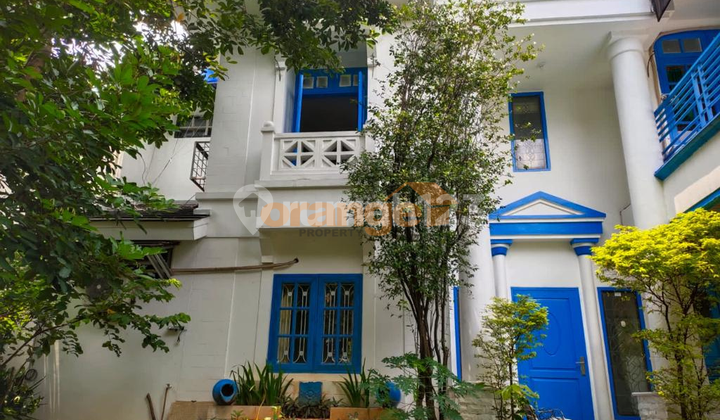 Di Jual Rumah 2 Lantai Cantik Siap Huni di Kota Wisata Cibubur 2