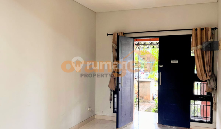 Di Jual Rumah 2 Lantai Hadap Taman di Rafflesshills Cibubur 2