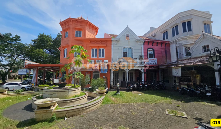 Strategic Shop for Sale on Main Road of Cibubur City 1