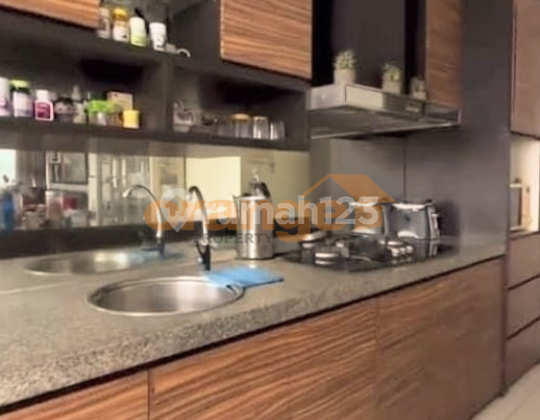 Di Jual Rumah 3 Lantai Siap Huni di Samping Transmall Cibubur 2