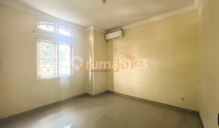 For Sale 2-Story House, Neat and Ready to Occupied in Raffles Hills Cibubur. 2