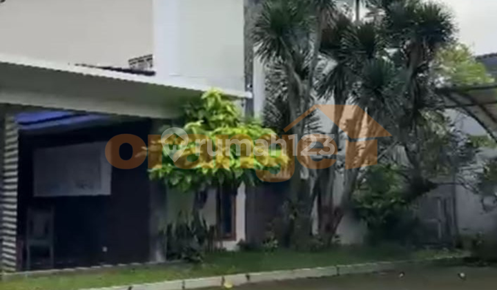 Di Jual Rumah Luas Asri di Banyumanik Kota Semarang Di Jual Rumah Luas Asri di Banyumanik Kota Semarang