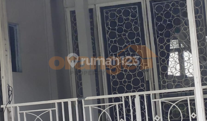 Di Sewakan Rumah 1 Lantai Full Furnish di Citra Grand Cibubur 1