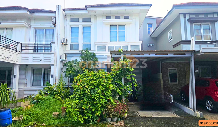 Di Jual Rumah 2 Lantai Ada Taman Belakang di Kota Wisata Cibubur