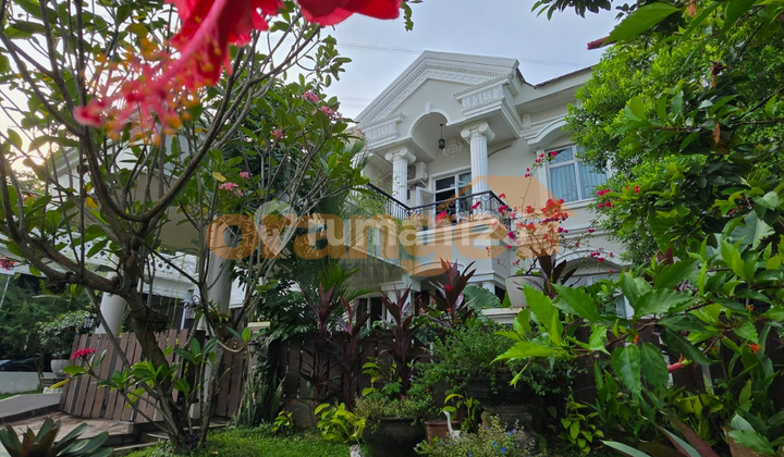 Di Jual Rumah 2 Lantai Cantik Siap Huni di Legenda Wisata Cibubur