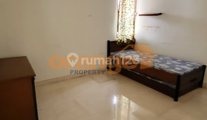 Di Sewakan Rumah Semi Furnish Dekat Mall di Kota Wisata Cibubur 2