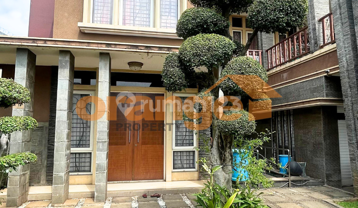 For Sale: Luxury House with Swimming Pool in Cibubur Tourist City