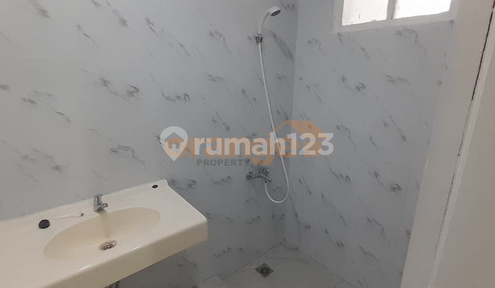 Di Jual Rumah 2 Lantai Sudah Renovasi di Kota Wisata Cibubur  2