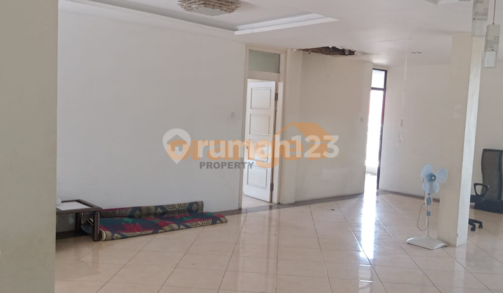 Di Jual Ruko Besar 3 Lantai di Ciputat Timur Tangerang Selatan