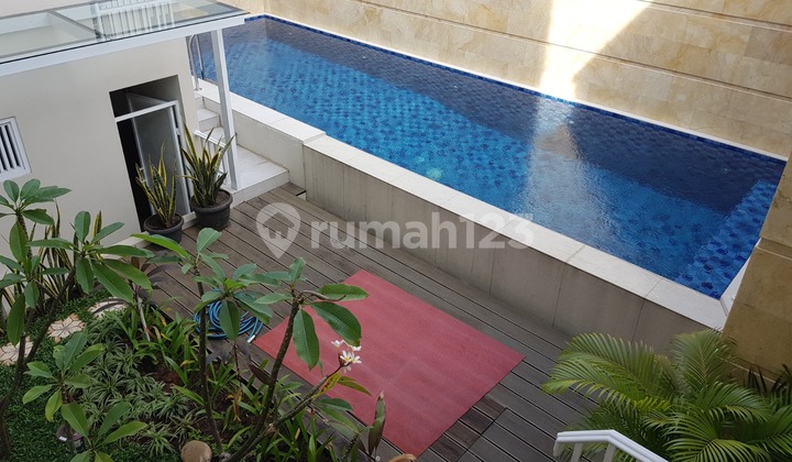 For Rent 4 Bedroom House in Setiabudi, South Jakarta For Rent 4 Bedroom House in Setiabudi, South Jakarta