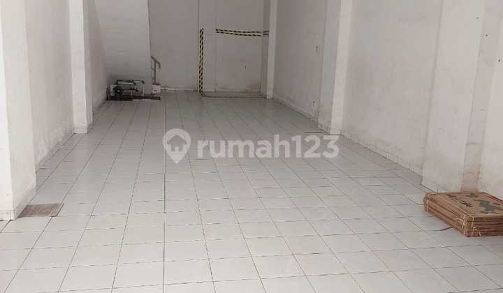 Ruko 4 Lantai 2 Row Parkir Mutiara Taman Palem, Jakarta Barat